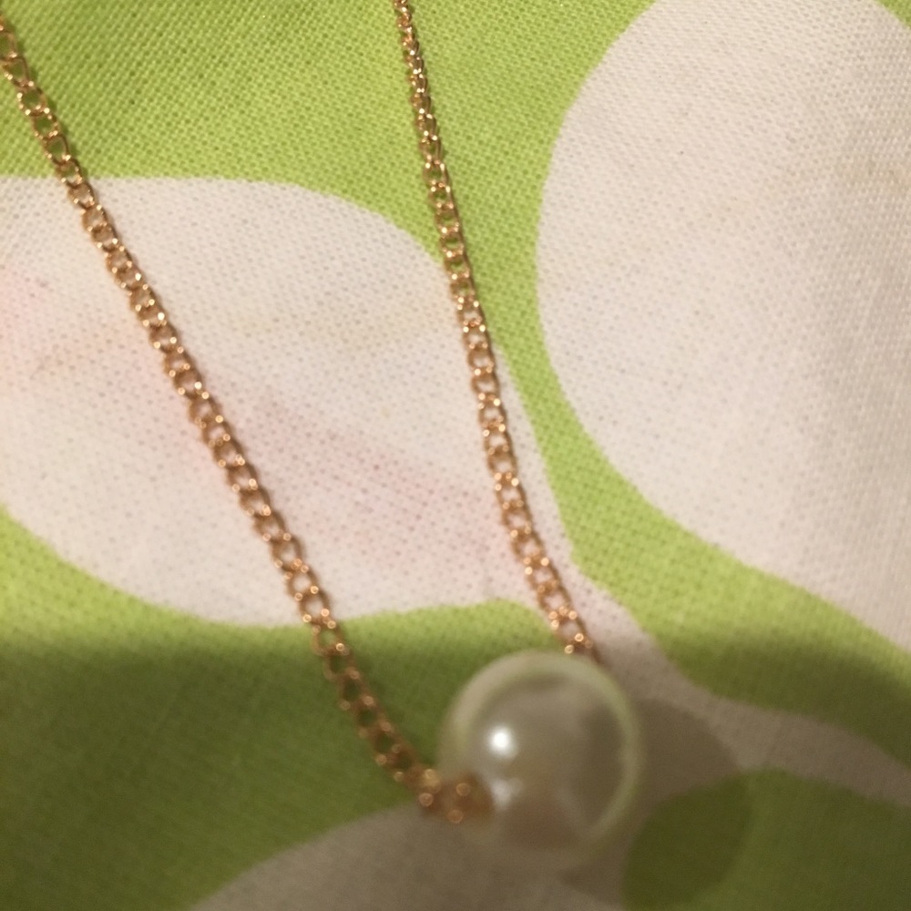 Alyssa pearl necklace